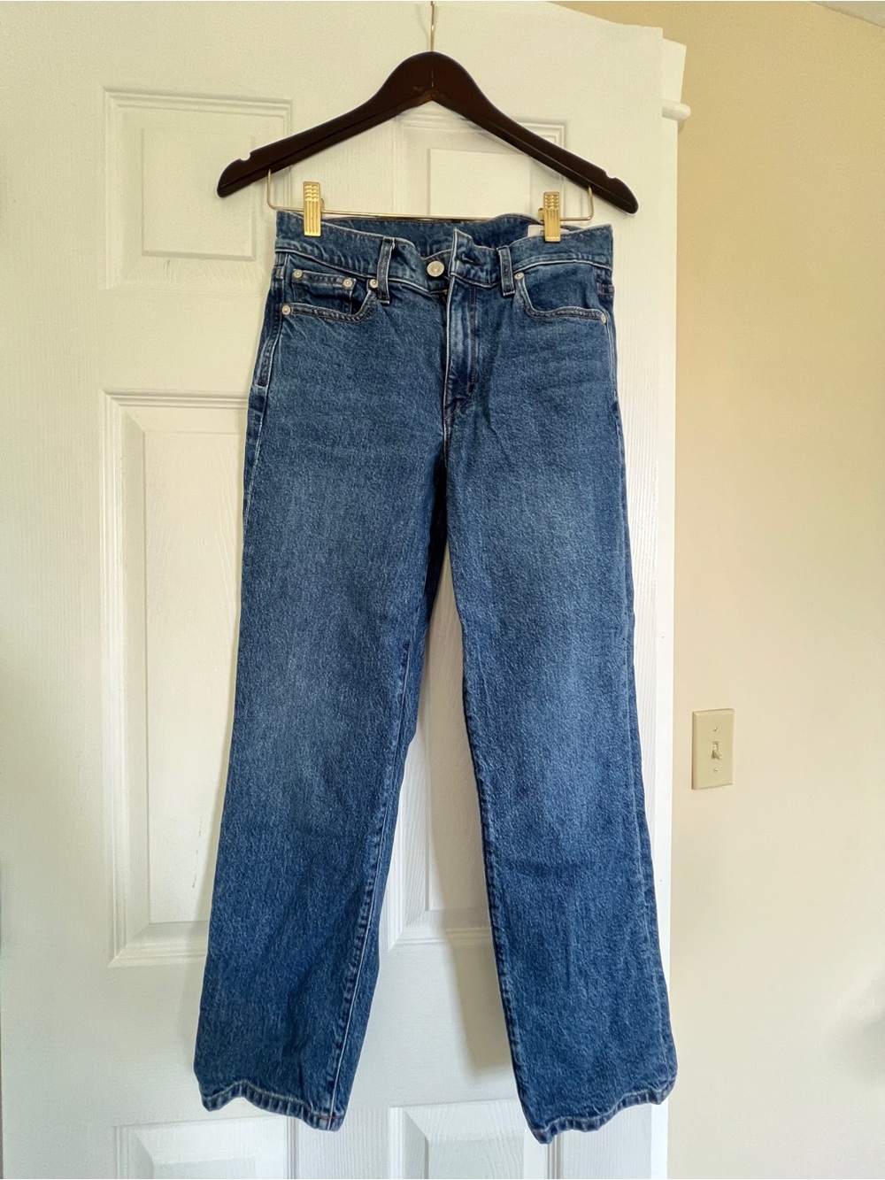 AYR Women’s The Frenchie Medium Blue Straight Jeans
